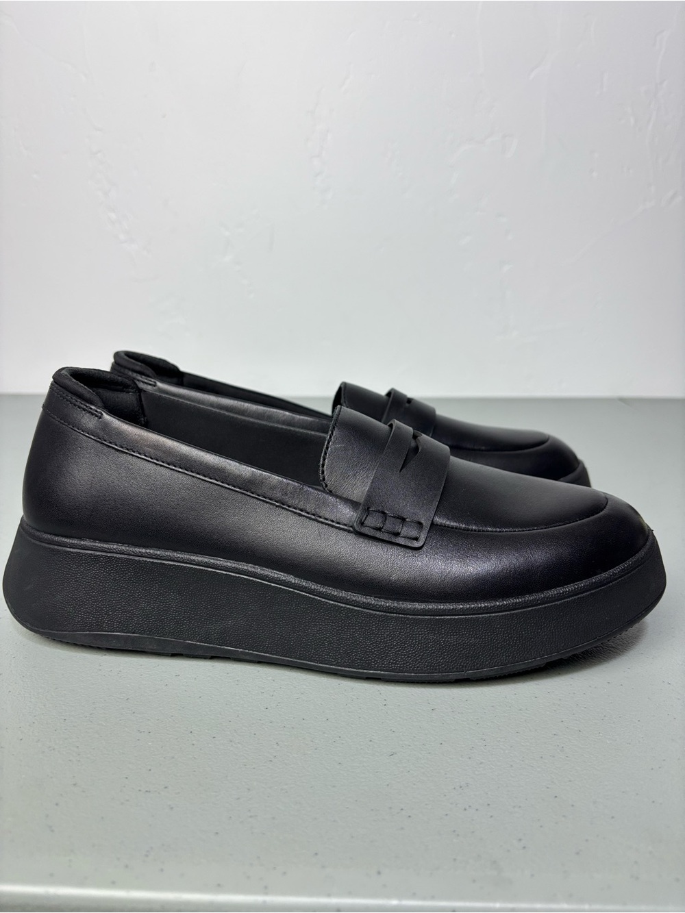 FitFlop Women's Slip On Penny Loafer Platform Black Size 11 FH5-090 Comfort